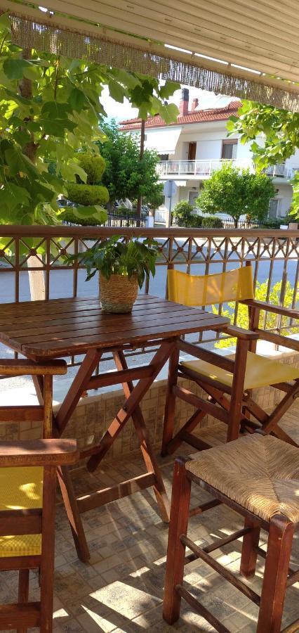 Xenia Palace Luxury Apartments Vrasná Kültér fotó