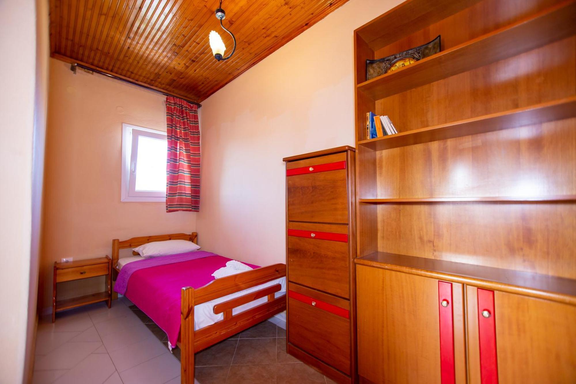 Xenia Palace Luxury Apartments Vrasná Kültér fotó
