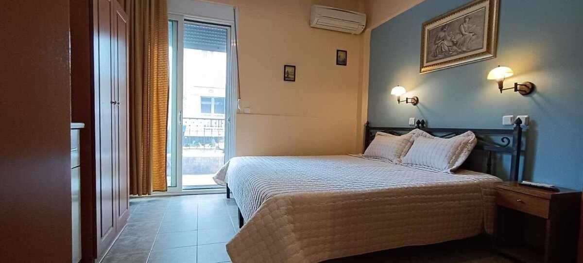 Xenia Palace Luxury Apartments Vrasná Kültér fotó