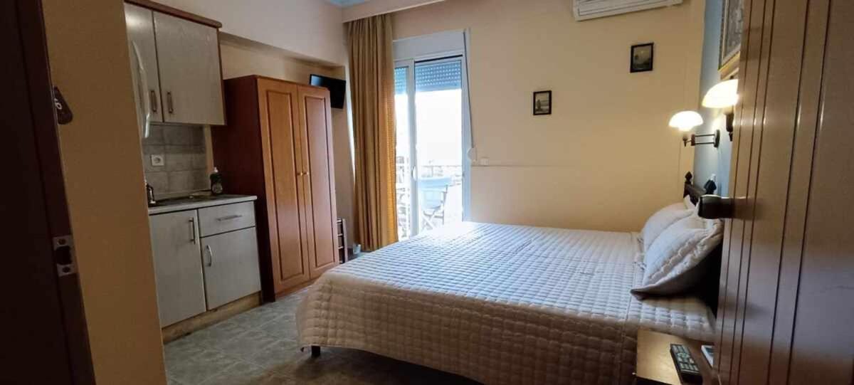 Xenia Palace Luxury Apartments Vrasná Kültér fotó